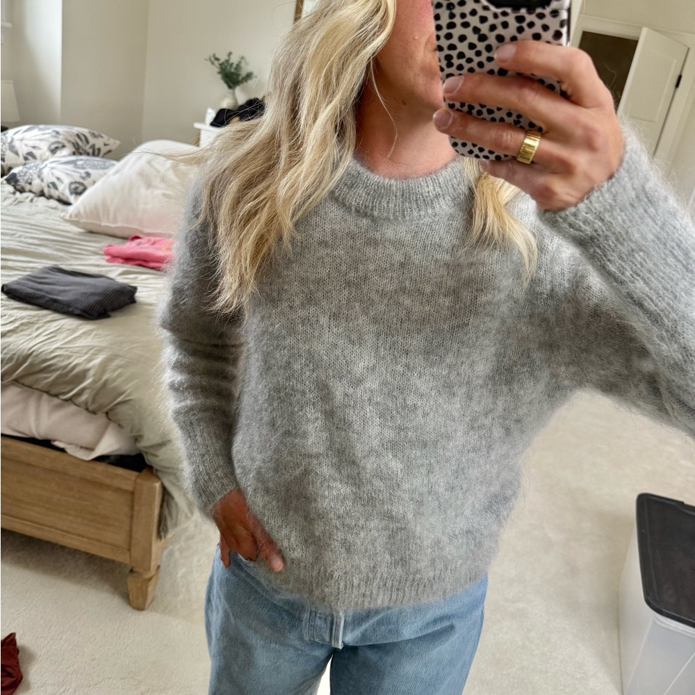 Aritzia Wilfred Gray Mohair Crew Neck Sweater